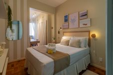 Apartment in Rio de Janeiro - Copacabana Refuge Near the Beach | I801