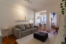 Apartment in Rio de Janeiro - Copacabana Refuge Near the Beach | I801