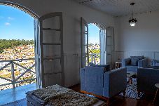 House in Campos do Jordão - Casa com lareira, Wi-Fi e varanda com vista