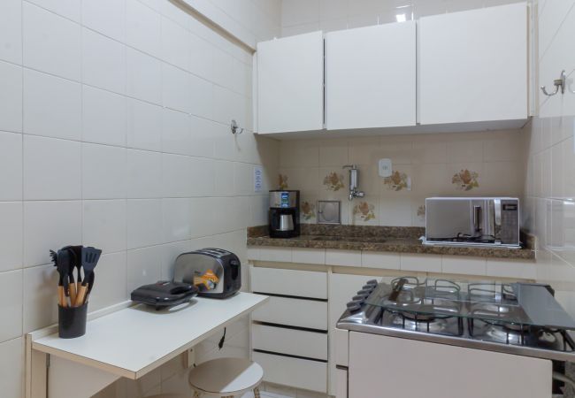 Apartment in Rio de Janeiro - 5 minutes from Copacabana beach | BI404 Apartment in Rio de Janeiro - 5 minutes from Copacabana beach | BI404