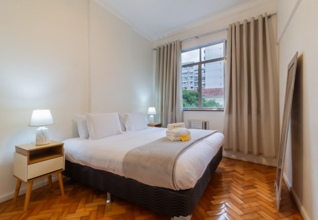 Apartment in Rio de Janeiro - 5 minutes from Copacabana beach | BI404 Apartment in Rio de Janeiro - 5 minutes from Copacabana beach | BI404