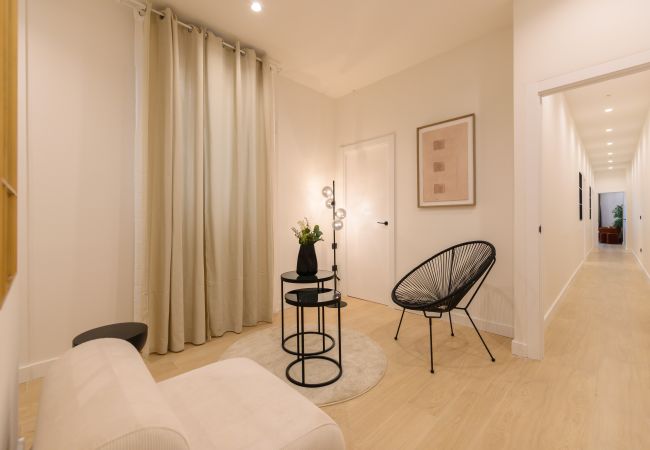 Apartment in Madrid - Your home in the city: 3 bedrooms, 3 bathrooms and all the modern comfort. Madrid Apartment in Madrid - Your home in the city: 3 bedrooms, 3 bathrooms and all the modern comfort. Madrid