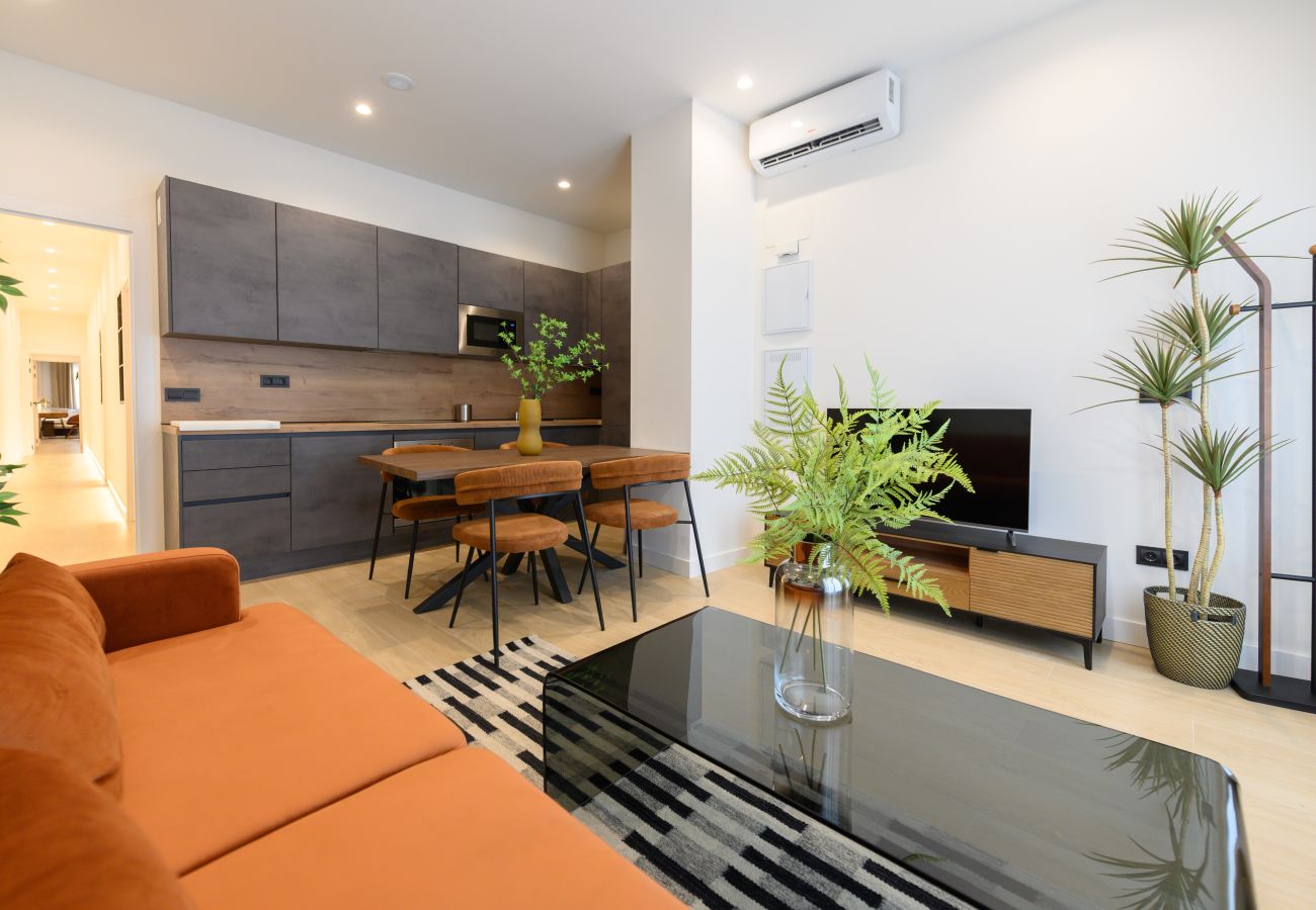 Apartment in Madrid - Your home in the city: 3 bedrooms, 3 bathrooms and all the modern comfort. Madrid