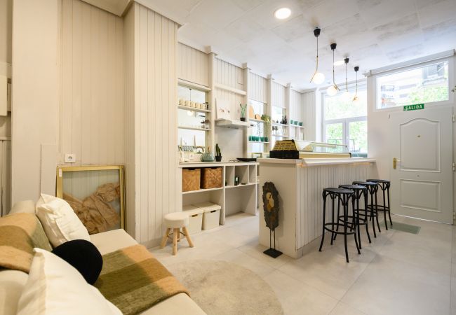 Apartment in Madrid - Unique Style Apartment with Bar-Bar in Madrid Apartment in Madrid - Unique Style Apartment with Bar-Bar in Madrid