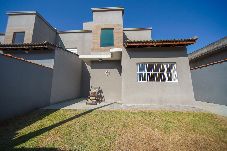 House in Bertioga - Casa pet friendly c/ churrasqueira em Boraceia
