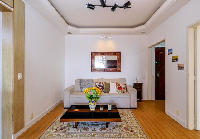 Apartment in Rio de Janeiro - Apto pet-friendly com garagem e vista de Botafogo Apartment in Rio de Janeiro - Apto pet-friendly com garagem e vista de Botafogo