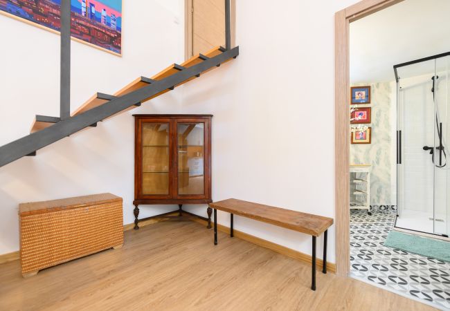 Apartment in Madrid - Modern Duplex with 2 Bedrooms, Fitted Kitchen - Comfort and Style Apartment in Madrid - Modern Duplex with 2 Bedrooms, Fitted Kitchen - Comfort and Style