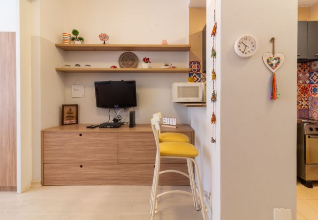 Apartment in Rio de Janeiro - 10 minutes from Copacabana Beach | RC305 Apartment in Rio de Janeiro - 10 minutes from Copacabana Beach | RC305