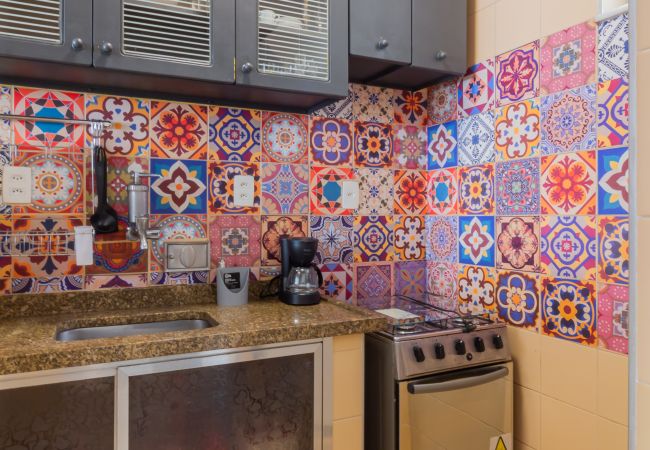 Apartment in Rio de Janeiro - 10 minutes from Copacabana Beach | RC305 Apartment in Rio de Janeiro - 10 minutes from Copacabana Beach | RC305