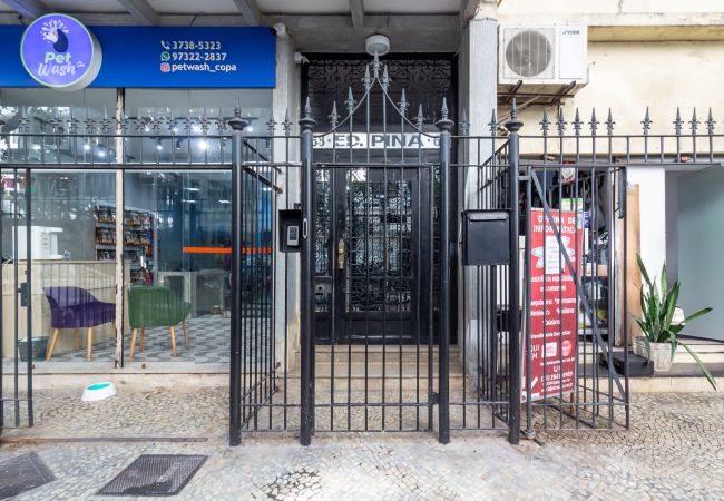 Apartment in Rio de Janeiro - 10 minutes from Copacabana Beach | RC305 Apartment in Rio de Janeiro - 10 minutes from Copacabana Beach | RC305