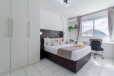 Apartment in Rio de Janeiro - Apartment with balcony in Recreio | SA907