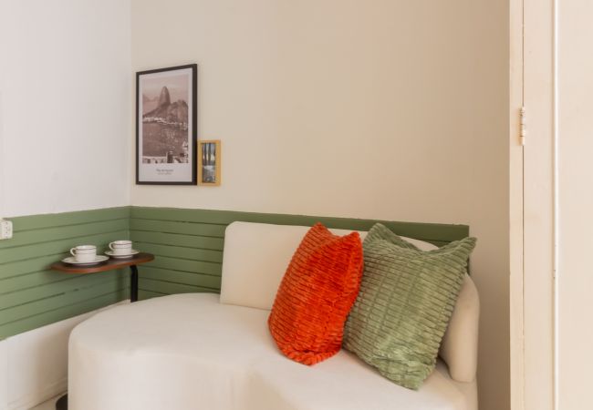 Studio in Rio de Janeiro - Cozy 6 minutes from Copacabana Beach | BR710 Studio in Rio de Janeiro - Cozy 6 minutes from Copacabana Beach | BR710