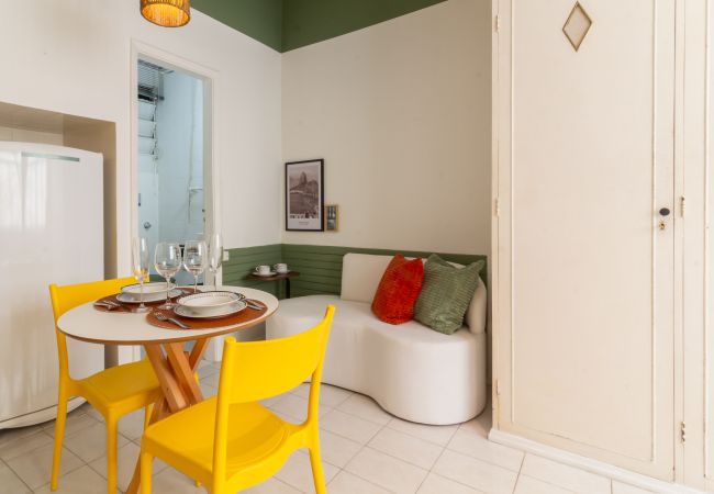 Studio in Rio de Janeiro - Cozy 6 minutes from Copacabana Beach | BR710 Studio in Rio de Janeiro - Cozy 6 minutes from Copacabana Beach | BR710