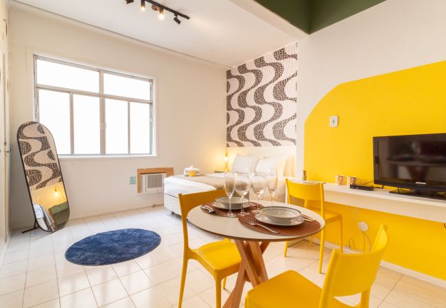 Studio in Rio de Janeiro - Cozy 6 minutes from Copacabana Beach | BR710 Studio in Rio de Janeiro - Cozy 6 minutes from Copacabana Beach | BR710
