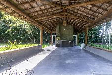 Apartment in Trancoso - Apto completo c/ Varanda, Churrasqueira e Quadras 