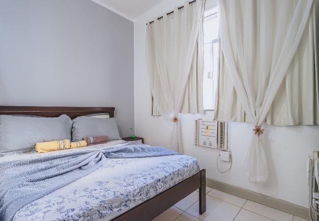 Apartment in Rio de Janeiro - Studio com Wi-Fi e Ar a 45m da Praia de Copacabana Apartment in Rio de Janeiro - Studio com Wi-Fi e Ar a 45m da Praia de Copacabana