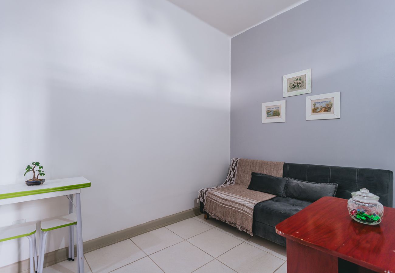Apartment in Rio de Janeiro - Studio com Wi-Fi e Ar a 45m da Praia de Copacabana Apartment in Rio de Janeiro - Studio com Wi-Fi e Ar a 45m da Praia de Copacabana