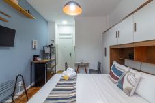 Studio in Rio de Janeiro - 5 minutes from Copacabana Beach | BR902