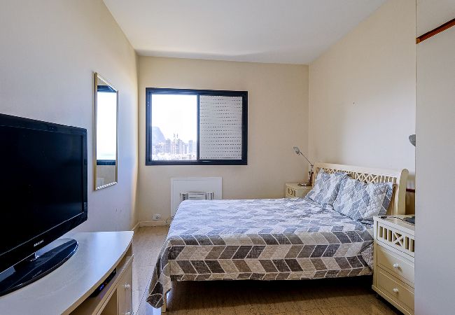 Apartment in Rio de Janeiro - Barra da Tijuca: Vista Mar, Lazer e Garagem Apartment in Rio de Janeiro - Barra da Tijuca: Vista Mar, Lazer e Garagem