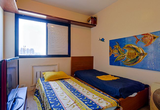 Apartment in Rio de Janeiro - Barra da Tijuca: Vista Mar, Lazer e Garagem Apartment in Rio de Janeiro - Barra da Tijuca: Vista Mar, Lazer e Garagem