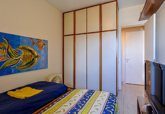 Apartment in Rio de Janeiro - Barra da Tijuca: Vista Mar, Lazer e Garagem Apartment in Rio de Janeiro - Barra da Tijuca: Vista Mar, Lazer e Garagem