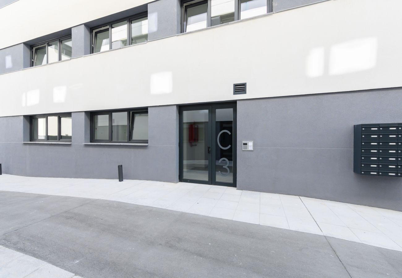 Studio in San Sebastián de los Reyes - Modern studio apartment with private terrace and excellent communal areas Studio in San Sebastián de los Reyes - Modern studio apartment with private terrace and excellent communal areas