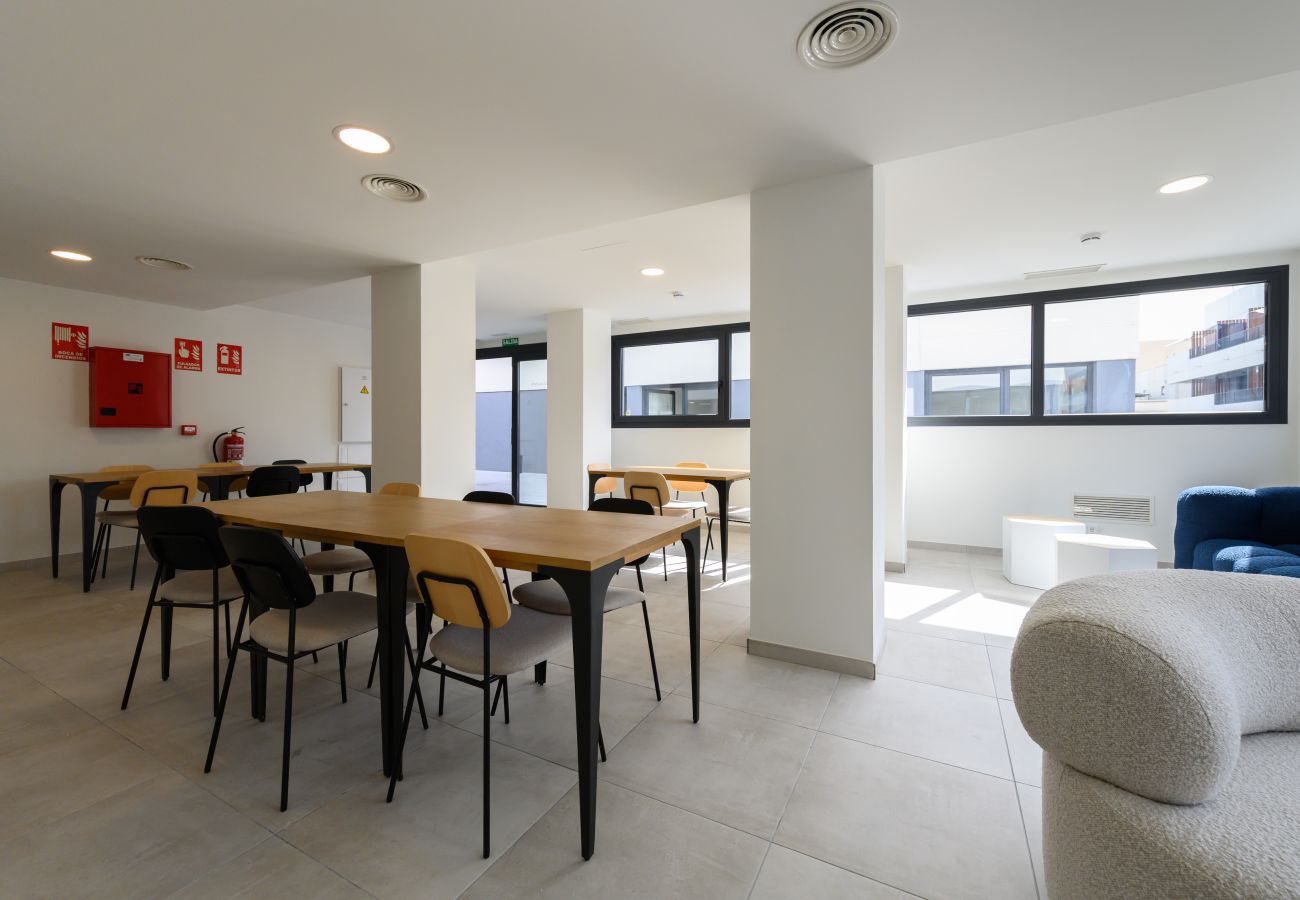 Studio in San Sebastián de los Reyes - Studio with private terrace and pool - gym - coworking space in Madrid Studio in San Sebastián de los Reyes - Studio with private terrace and pool - gym - coworking space in Madrid