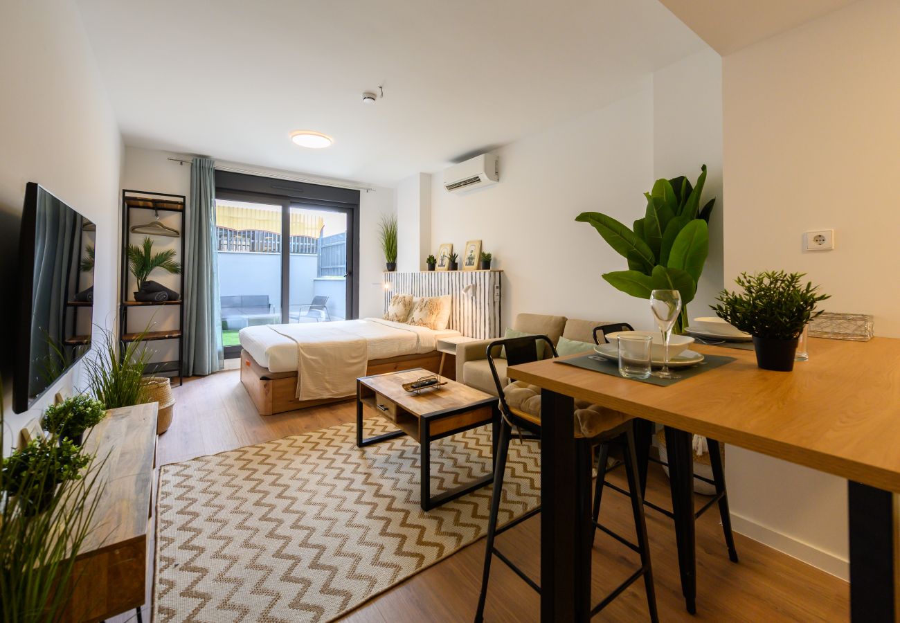 Studio in San Sebastián de los Reyes - Studio with private terrace and pool - gym - coworking space in Madrid Studio in San Sebastián de los Reyes - Studio with private terrace and pool - gym - coworking space in Madrid