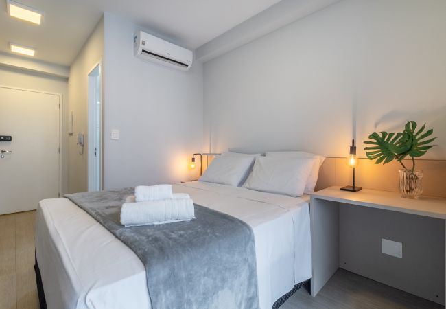 Studio in São Paulo - YCP 704 Pool, balcony and gym Studio in São Paulo - YCP 704 Pool, balcony and gym