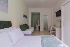 Apartment in Rio de Janeiro - 6 minutes from Copacabana Beach | NSC904B