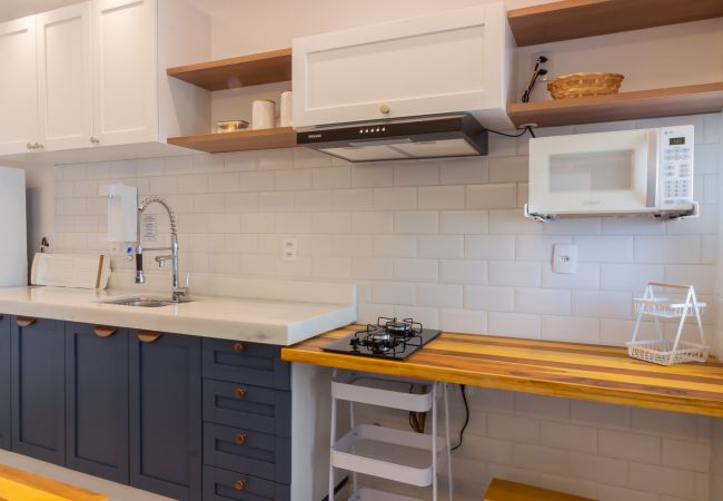 Apartment in Rio de Janeiro - Charming Barra 1min from the beach | LC201B Apartment in Rio de Janeiro - Charming Barra 1min from the beach | LC201B