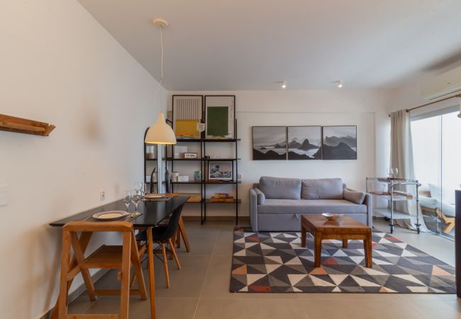 Apartment in Rio de Janeiro - Charming 1 minute from Barra Beach | PP105 Apartment in Rio de Janeiro - Charming 1 minute from Barra Beach | PP105