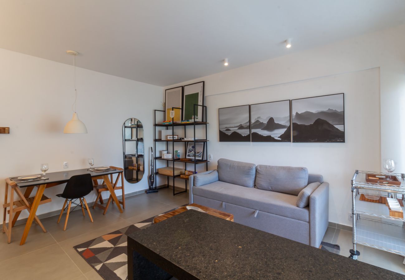 Apartment in Rio de Janeiro - Charming 1 minute from Barra Beach | PP105 Apartment in Rio de Janeiro - Charming 1 minute from Barra Beach | PP105