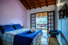 House in Petrópolis - CASA VALLE  Fogão a Lenha Vale das Videiras ARARAS