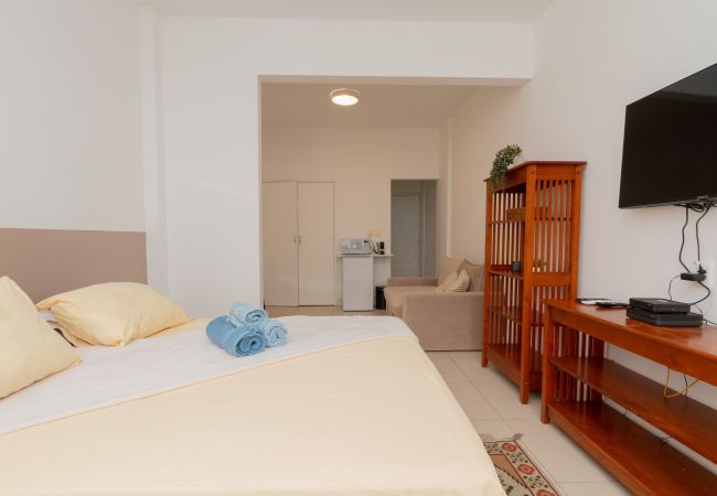 Apartment in Rio de Janeiro - Tone504|Studio em Copacabana a 8 min a pé da praia Apartment in Rio de Janeiro - Tone504|Studio em Copacabana a 8 min a pé da praia