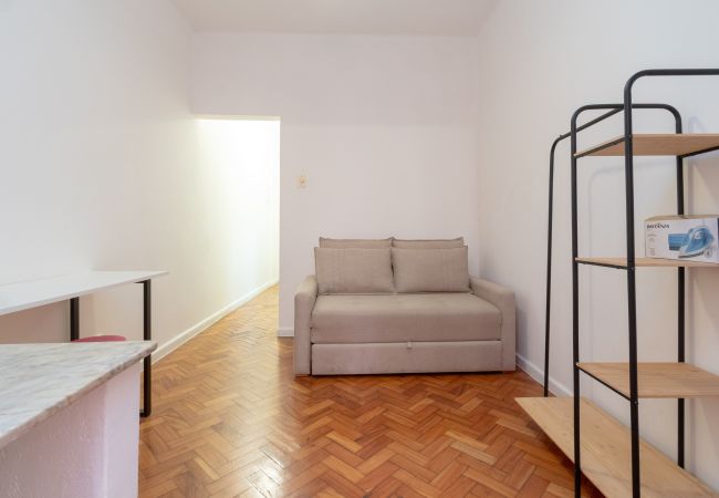 Apartment in Rio de Janeiro - PLA718| Studio na quadra da praia de Copacabana Apartment in Rio de Janeiro - PLA718| Studio na quadra da praia de Copacabana