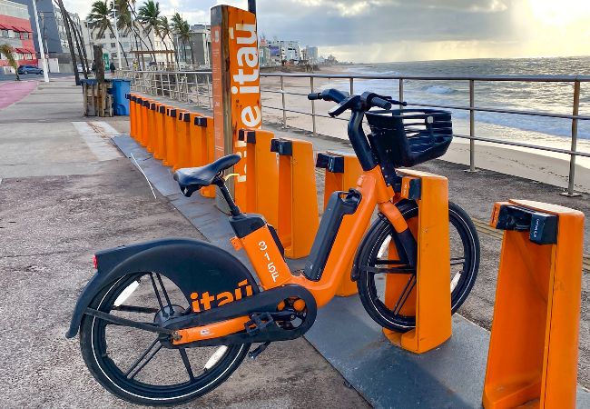 Apartment in Salvador - Flat Beira-Mar com Varanda, Piscina e Academia Apartment in Salvador - Flat Beira-Mar com Varanda, Piscina e Academia