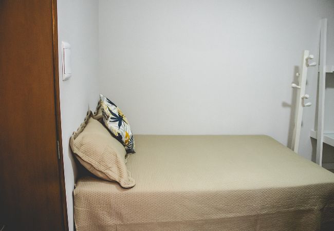 Apartment in Itajubá -  Ótima kitnet prox à UNIFEI com Wi-Fi e Smart TV Apartment in Itajubá -  Ótima kitnet prox à UNIFEI com Wi-Fi e Smart TV