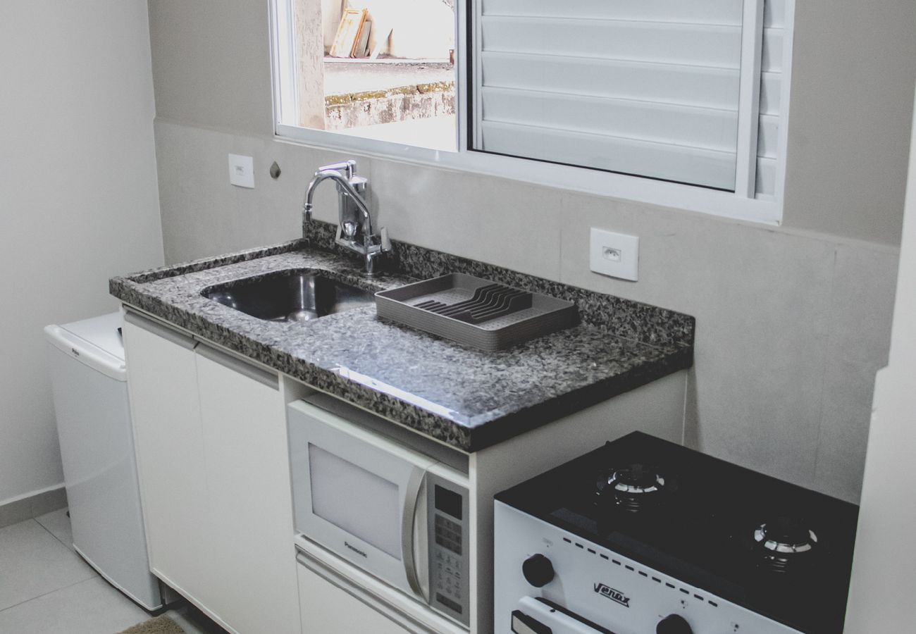 Apartment in Itajubá -  Ótima kitnet prox à UNIFEI com Wi-Fi e Smart TV Apartment in Itajubá -  Ótima kitnet prox à UNIFEI com Wi-Fi e Smart TV