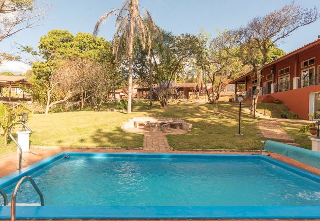  in Campinas -  Casa de Campo c Piscina e Sauna em Sousas