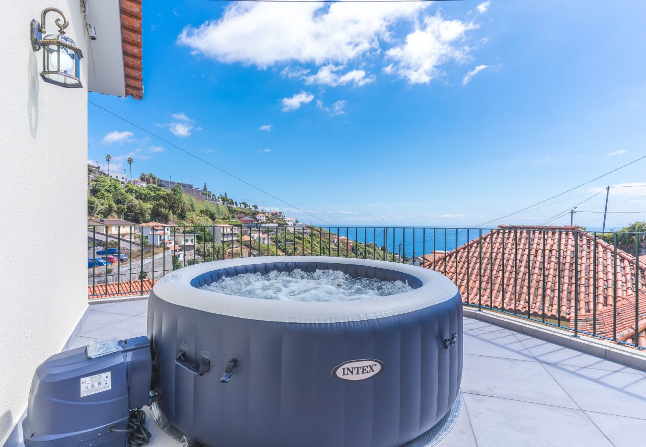 House in Câmara de Lobos - Casa dos Namora by Atlantic Holiday