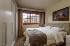 Apartment in Gramado - Apto iluminado com 4 quartos a 700m da R Coberta!