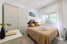 Apartment in Madrid - Cosy flat with terrace and spaces for remote working in Madrid 