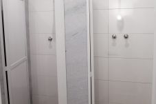Rent by room in Rio de Janeiro - Hostel Leblon - 6-bed mixed shared room