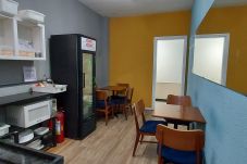 Rent by room in Rio de Janeiro - Hostel Leblon a 1 Minute from the Beach | HL-CPM-Q5