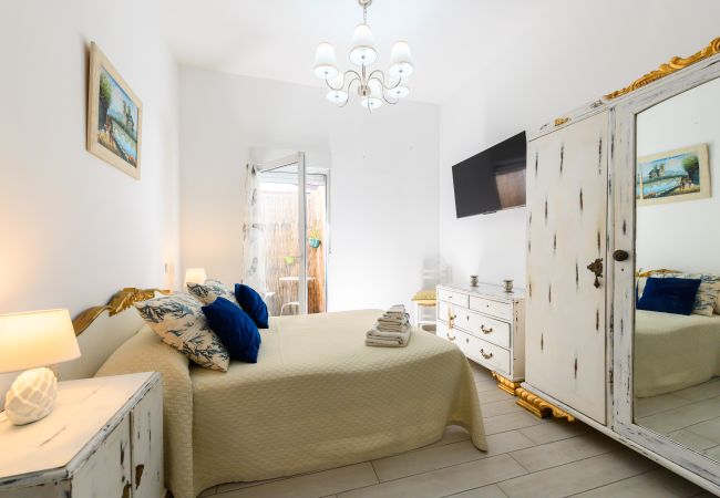 Studio in Madrid - Modern Studio with Private Terrace in Madrid Studio in Madrid - Modern Studio with Private Terrace in Madrid