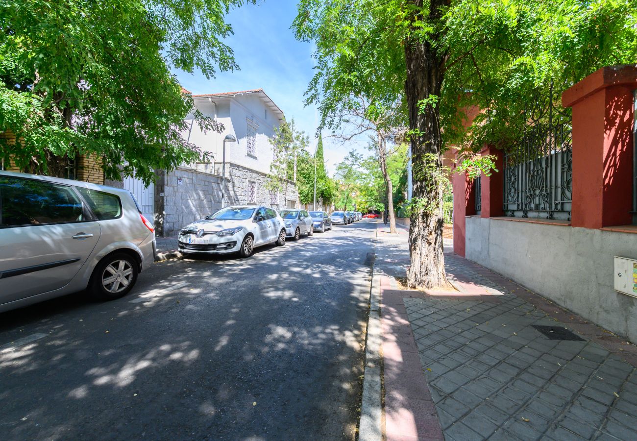 Studio in Madrid - Modern Studio with Private Terrace in Madrid Studio in Madrid - Modern Studio with Private Terrace in Madrid