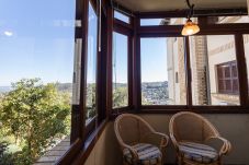 Apartment in Gramado - 1D aconchegante com vista para o vale, 1,5km da R Coberta