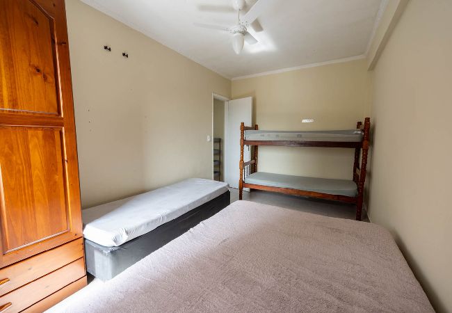 Apartment in Praia Grande - Apto Beira-mar c/ Vista Lateral e Garagem Apartment in Praia Grande - Apto Beira-mar c/ Vista Lateral e Garagem