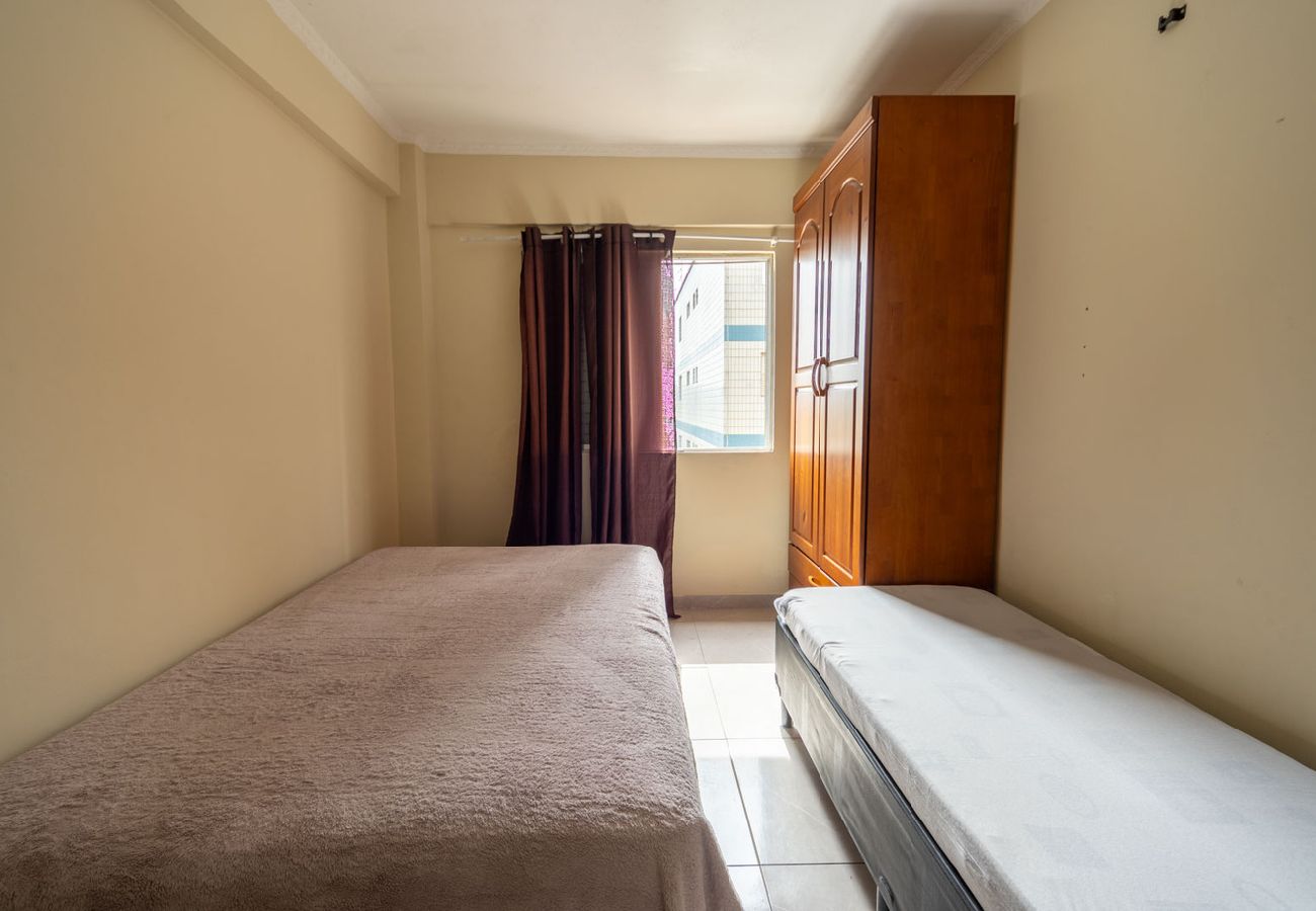 Apartment in Praia Grande - Apto Beira-mar c/ Vista Lateral e Garagem Apartment in Praia Grande - Apto Beira-mar c/ Vista Lateral e Garagem